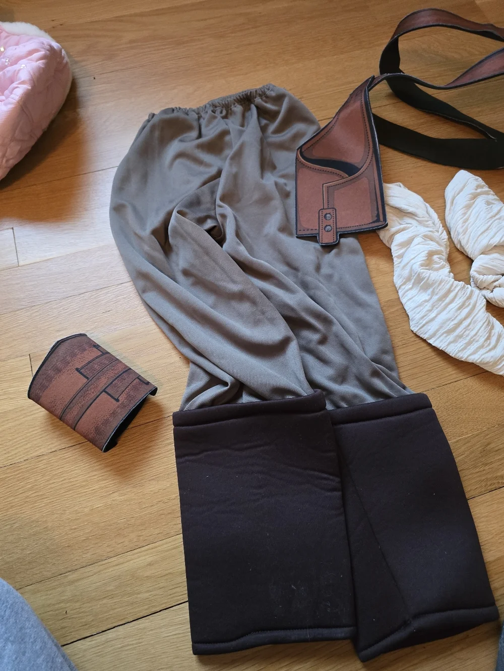 Star Wars Rey Costume Sz M - Picture 3 of 7
